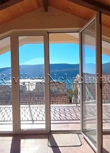 Кућа на продају у Херцег Нови