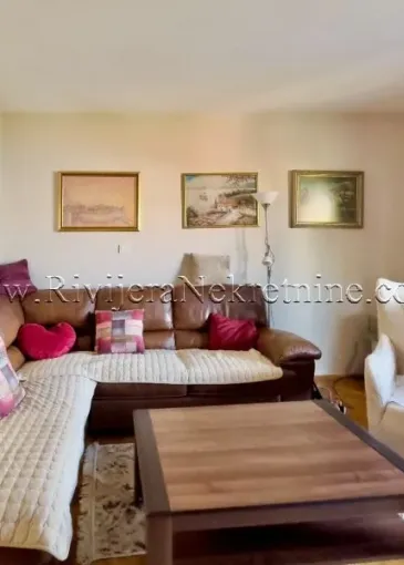 House for sale in Dobrota