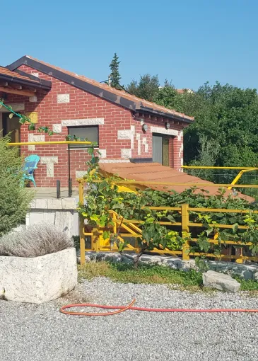 House for sale in Radovići