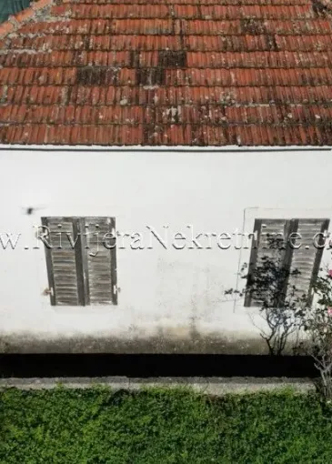 House for sale in Podi