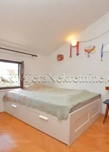 House for sale in Zelenika