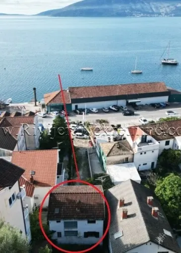 House for sale in Zelenika