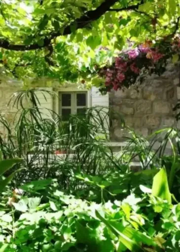 House for sale in Perast