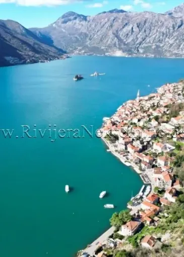 House for sale in Perast