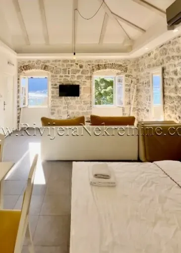 House for sale in Perast
