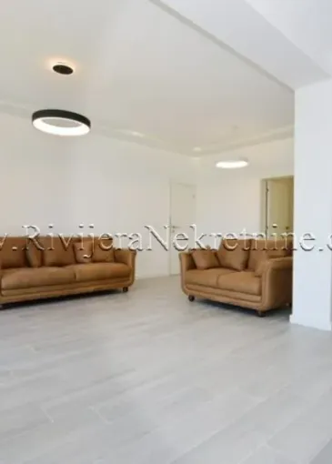 House for sale in Baošići