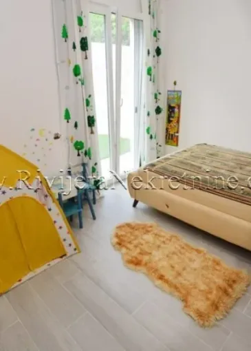 House for sale in Baošići