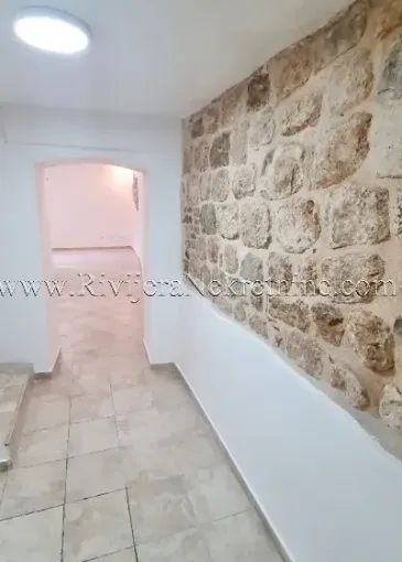 House for sale in Kotor