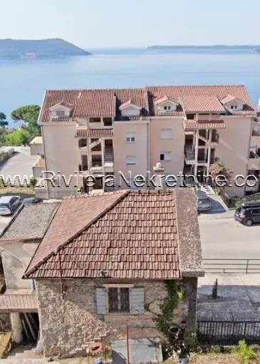 House for sale in Herceg Novi