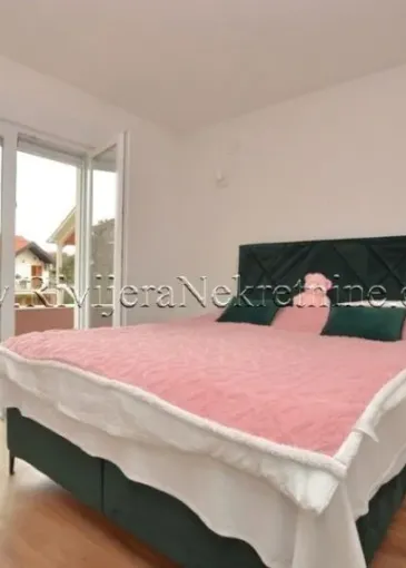 House for sale in Podi