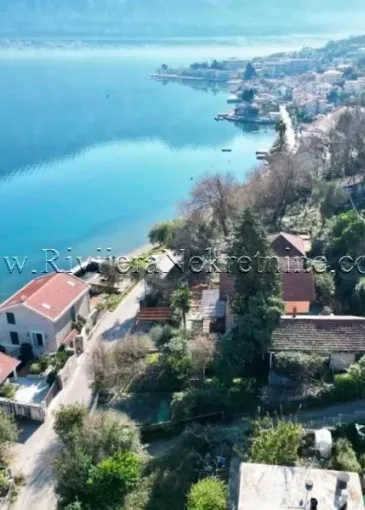 House for sale in Stoliv