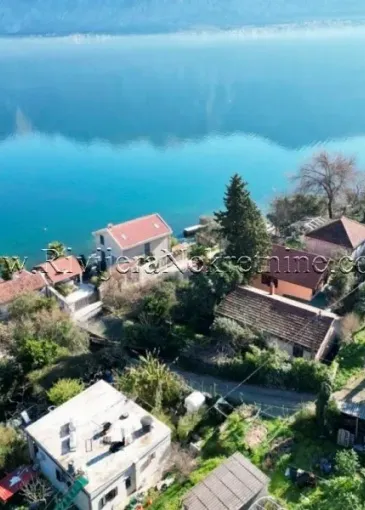 House for sale in Stoliv