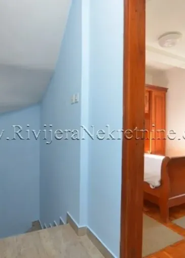 House for sale in Sutorina