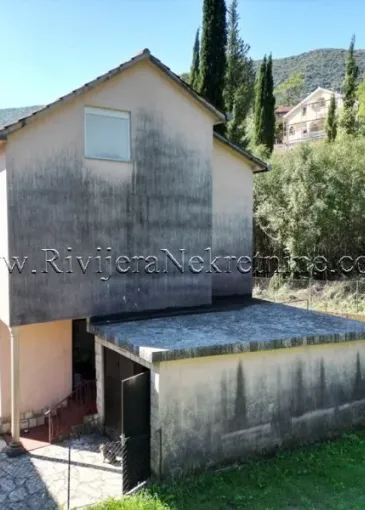 House for sale in Sutorina