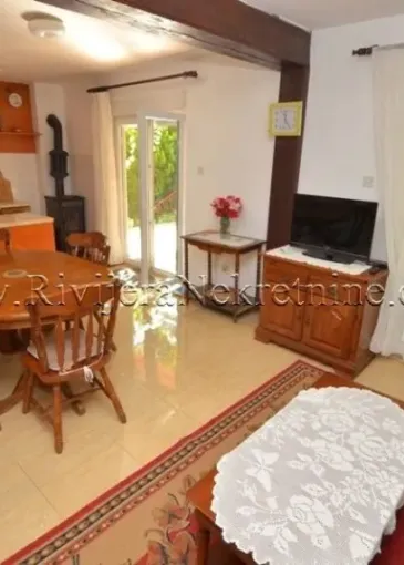 House for sale in Sutorina