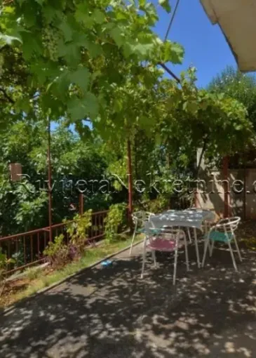 House for sale in Bijela