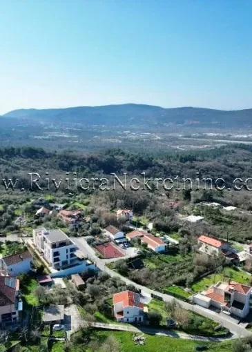 Land plot for sale in Kavač