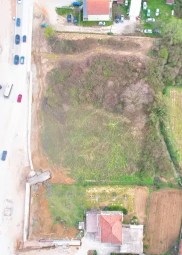 Grundstück zum Verkauf in Budva