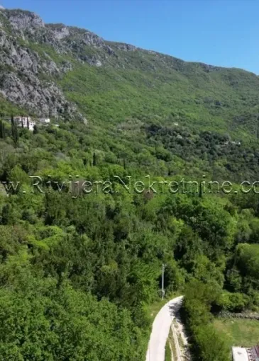 Land plot for sale in Sasovići