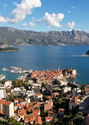 Land plot for sale in Budva