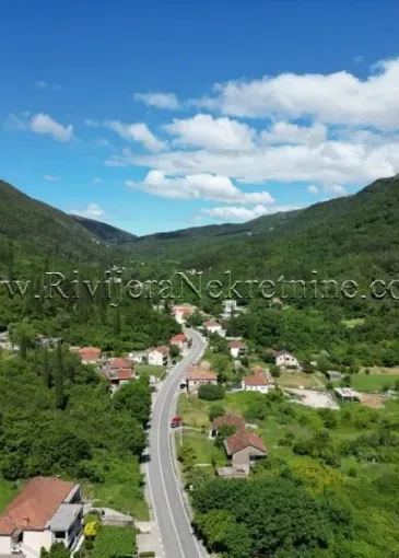Land plot for sale in Sutorina
