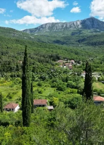 Land plot for sale in Sutorina