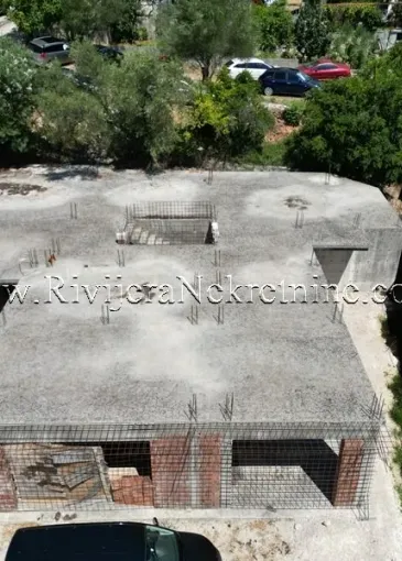 Terreno in vendita a Baošići