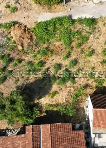 Land plot for sale in Risan