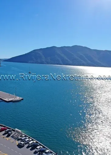 Land plot for sale in Risan