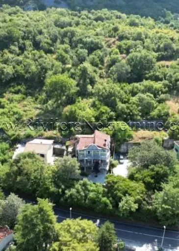Land plot for sale in Dobrota