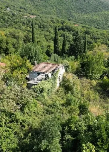 Land plot for sale in Zelenika