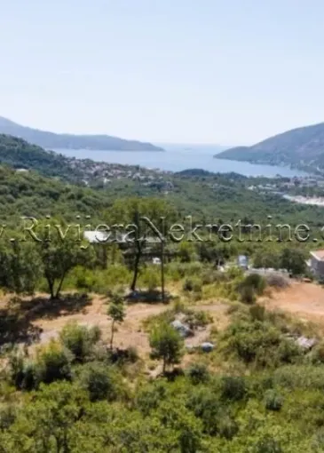 Land plot for sale in Mojdež