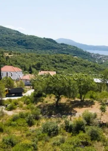 Land plot for sale in Mojdež