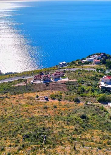 Land plot for sale in Katun Reževići