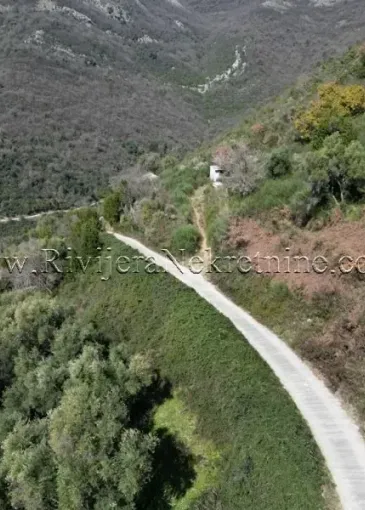 Land plot for sale in Baošići