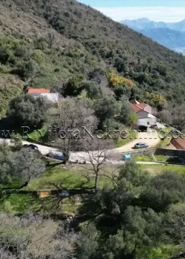 Land plot for sale in Baošići