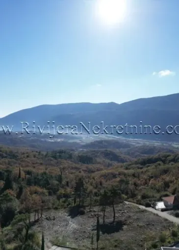 Parcela de terreno en venta en Mojdež