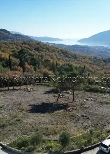 Parcela de terreno en venta en Mojdež