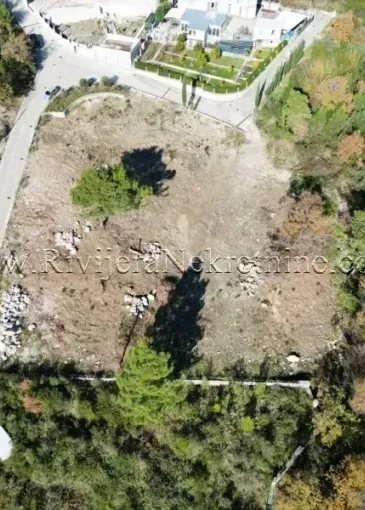 Parcela de terreno en venta en Mojdež