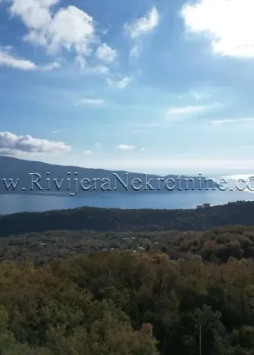 Land plot for sale in Podi