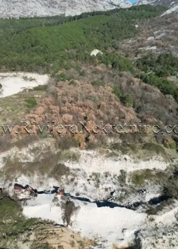 Land plot for sale in Kameno