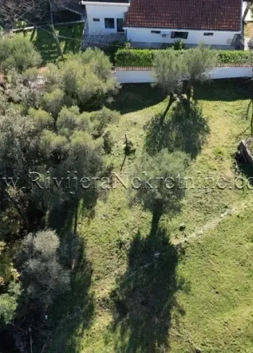 Land plot for sale in Baošići