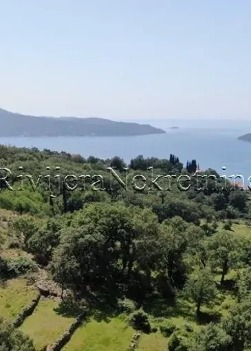 Land plot for sale in Sušćepan