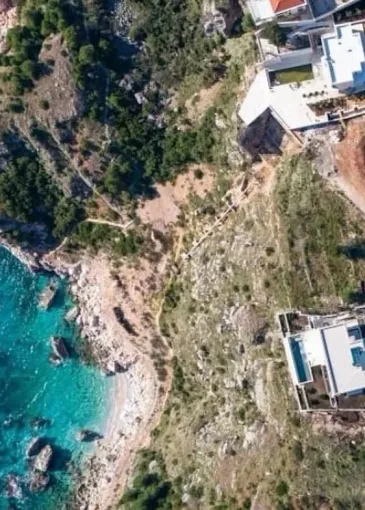 Land plot for sale in Krstac