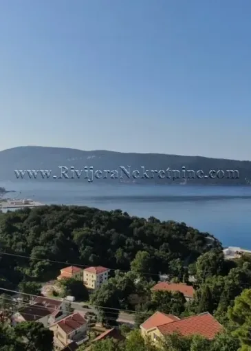 Land plot for sale in Meljine