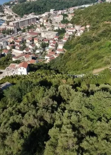 Land plot for sale in Meljine