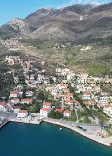 Grundstück zum Verkauf in Kamenari
