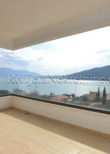 Penthouse for sale in Đenovići