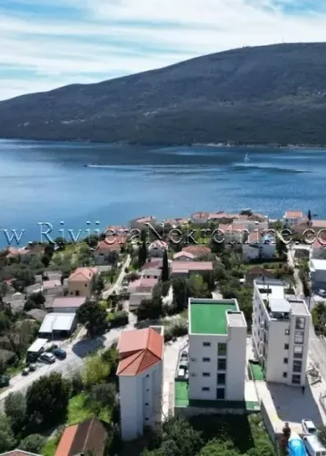 Penthouse for sale in Đenovići