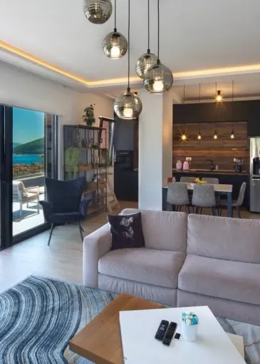 Penthouse for sale in Budva